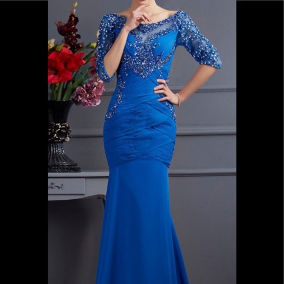 Gown - Picture 2 of 2